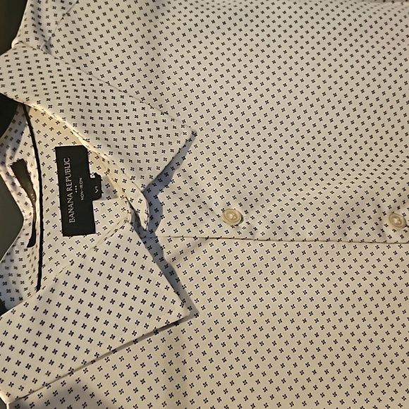 Shirt - Picture 1 of 4